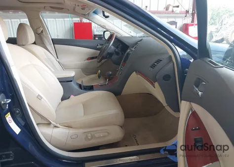 2011 Lexus Es 350 z USA, uszkodzony, nr VIN JTHBK1EG3B2442386